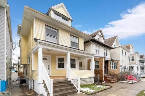 524 Norwood St, East Orange, NJ 07018