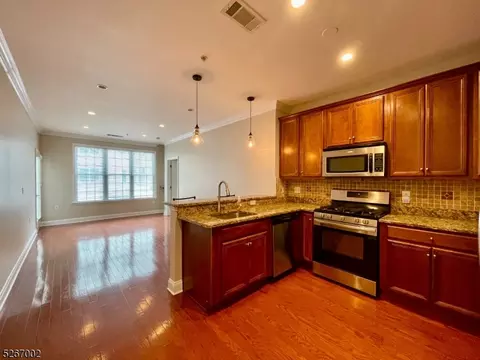 1112 Wharton Ct, Riverdale, NJ 07457