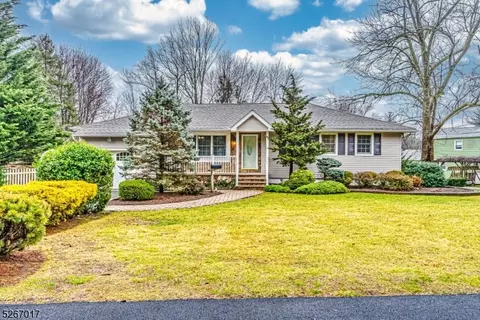 9 Lakeview Ave, Boonton, NJ 07005