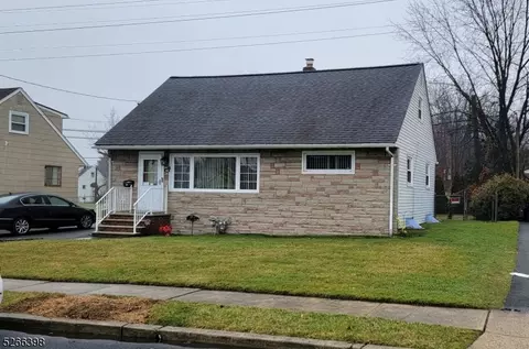 48 Doherty Dr, Clifton, NJ 07013