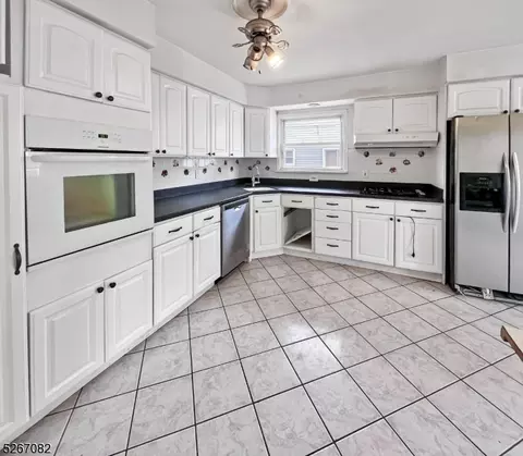 769 E Main St, Bridgewater, NJ 08807 photo 8