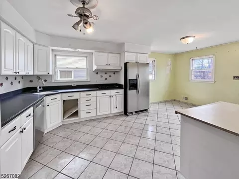 769 E Main St, Bridgewater, NJ 08807 photo 7