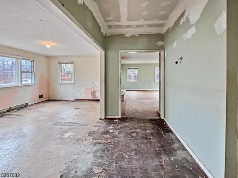 769 E Main St, Bridgewater, NJ 08807 photo 3