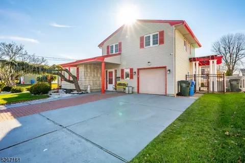 167 Willow St, Woodbridge Twp, NJ 07064