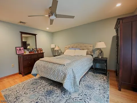 156 Vincent St, Wayne, NJ 07470 photo 12