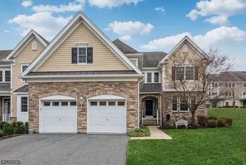 8 Fredericks St, West Orange, NJ 07052
