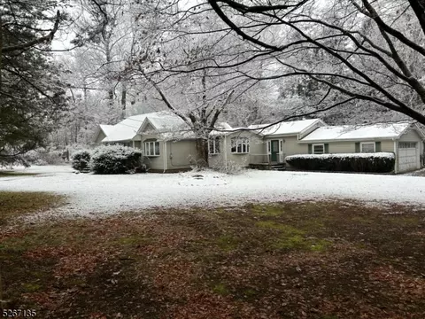 45 Ironia Rd, Randolph, NJ 07869