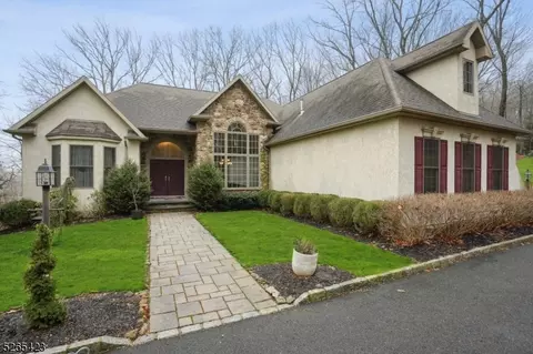 86 Route206, Chester, NJ 07930