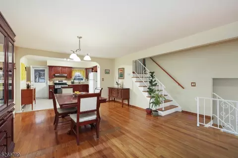 233 Main St, Linden, NJ 07036