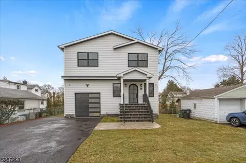 426 Locust Ave, Paramus, NJ 07652 photo 26