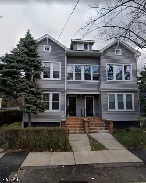 46 Lincoln Pl, Irvington, NJ 07111