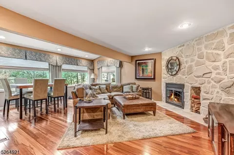 10 Andover Ave, Bridgewater, NJ 08807