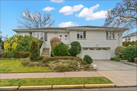 334 Walter Ave, Hasbrouck Heights, NJ 07604