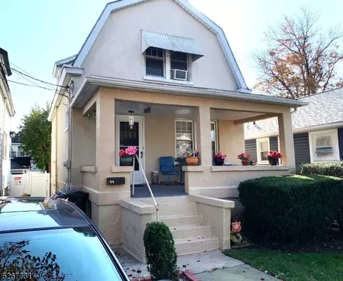 11 Lee Ave, Perth Amboy, NJ 08861