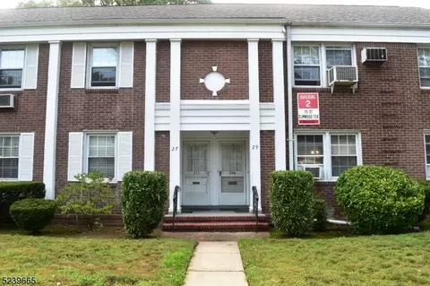 27 Elmwood Ter #B, Elmwood Park, NJ 07407