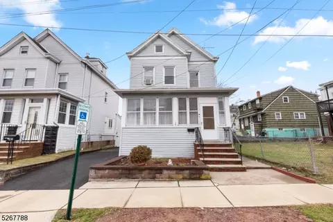 49 6th Ave, Clifton, NJ 07011