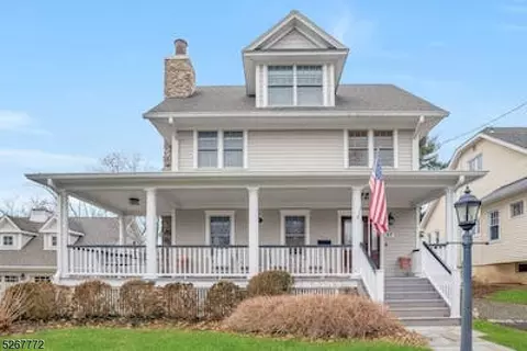57 Vreeland Ave, Midland Park, NJ 07432
