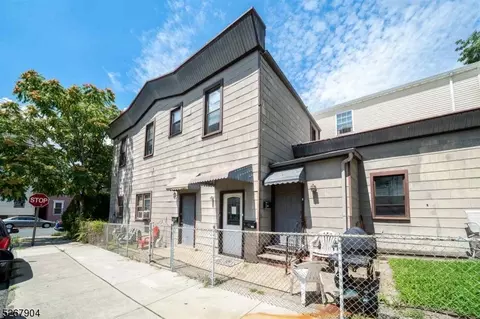 62 Greenville Ave, Jersey City, NJ 07305