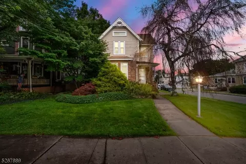 49 Lincoln Ave, Little Falls, NJ 07424