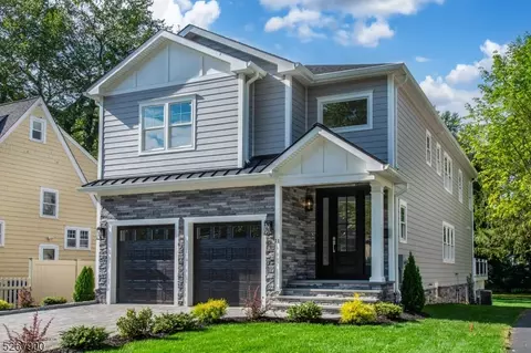 11 Hillside Ave, Florham Park, NJ 07932