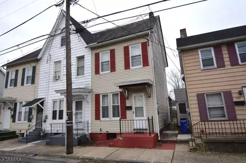 230 Mercer St, Phillipsburg, NJ 08865