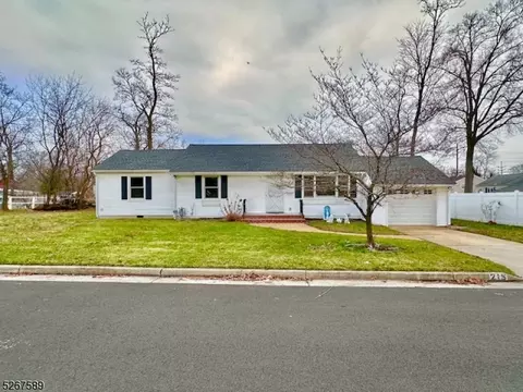 215 Fairfield Ave, Middletown Twp, NJ 07718