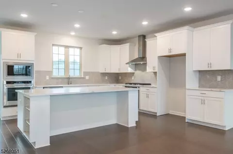 3 Periwinkle Ln #3, Warren, NJ 07059 photo 14
