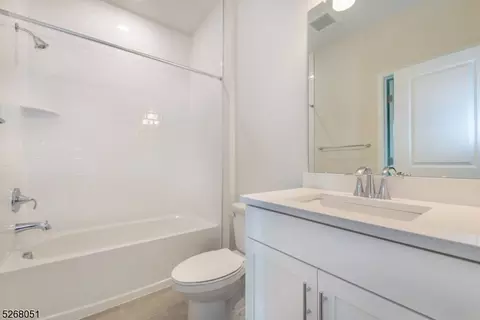 3 Periwinkle Ln #3, Warren, NJ 07059 photo 7