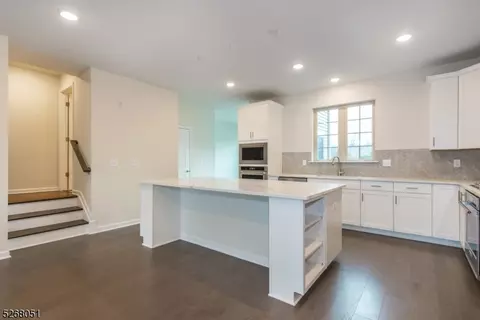 3 Periwinkle Ln #3, Warren, NJ 07059 photo 16