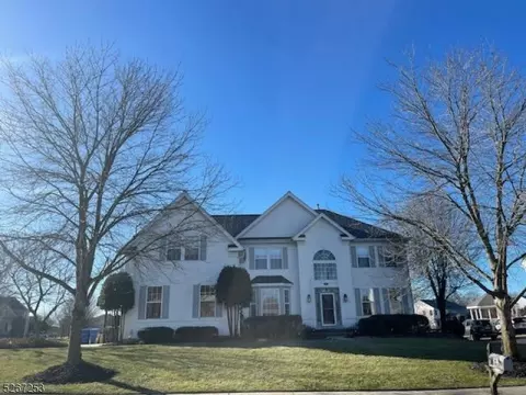 14 Gladiola Ln, Lumberton Township, NJ 08048