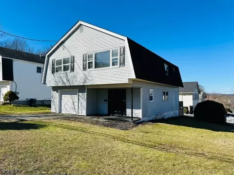 59 Penn Ave, Dover, NJ 07801