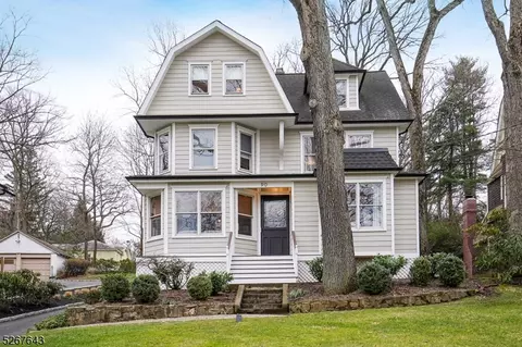 90 Mountain Ave, Summit, NJ 07901