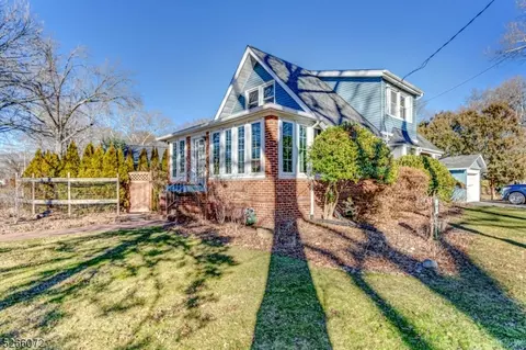 621 Keller Pl, Rahway, NJ 07065