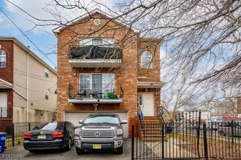 97 Ridgewood Ave, Newark, NJ 07108