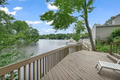 5 Sewell Rd, West Milford Twp, NJ 07421