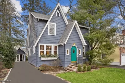 13 E Cedar Ln, Maplewood, NJ 07040