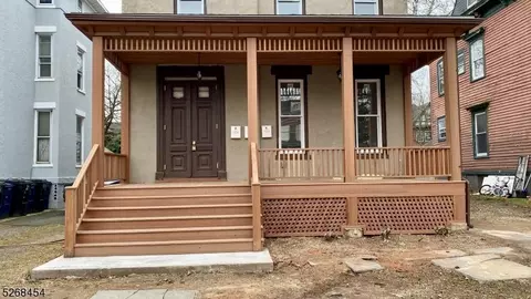 822 2nd Pl, Plainfield, NJ 07060 photo 3