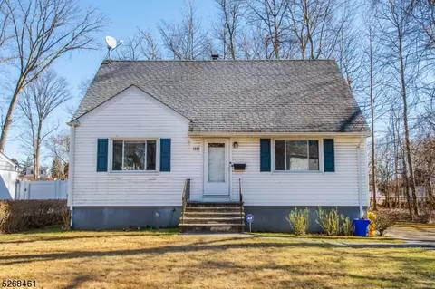 1609 Ardsley Ct, Teaneck, NJ 07666