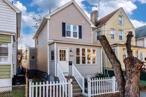 568 Beach St, City Of Orange, NJ 07050