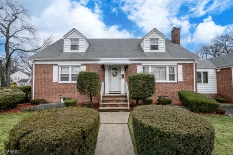 343 Huguenot Ave, Union, NJ 07083