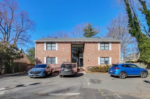 139 Maple Ave #201, Rahway, NJ 07065