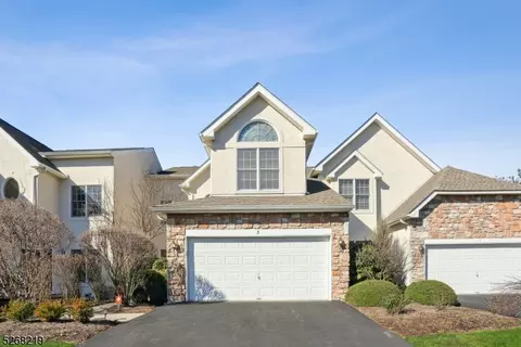 3 Richmond Dr, Basking Ridge, NJ 07920