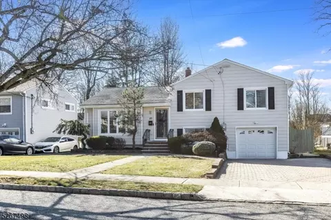 85 Woodland Ave, Verona, NJ 07044