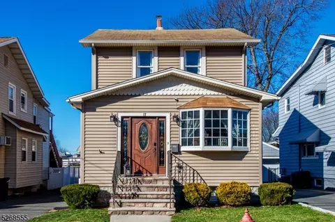 17 Bayard St, Nutley, NJ 07110