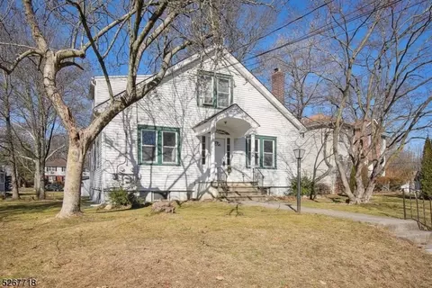 40 Marion Ave, New Providence, NJ 07974