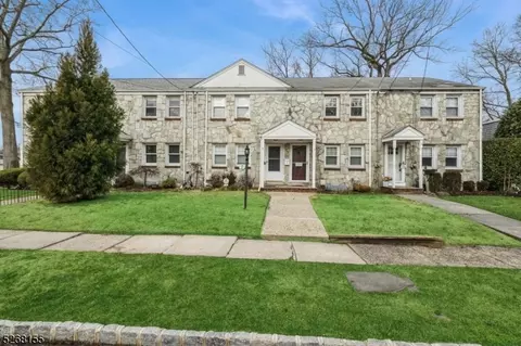 7 W End Pl, Cranford, NJ 07016