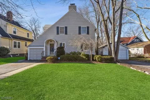 27 Lancaster Ave, Maplewood, NJ 07040