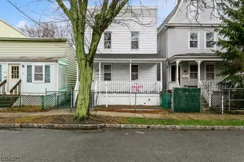 10 Dean St, West Orange, NJ 07052