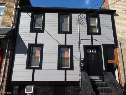 243 Adams St #2, Newark, NJ 07105