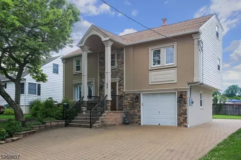 31 Wendell Pl, Clark, NJ 07066